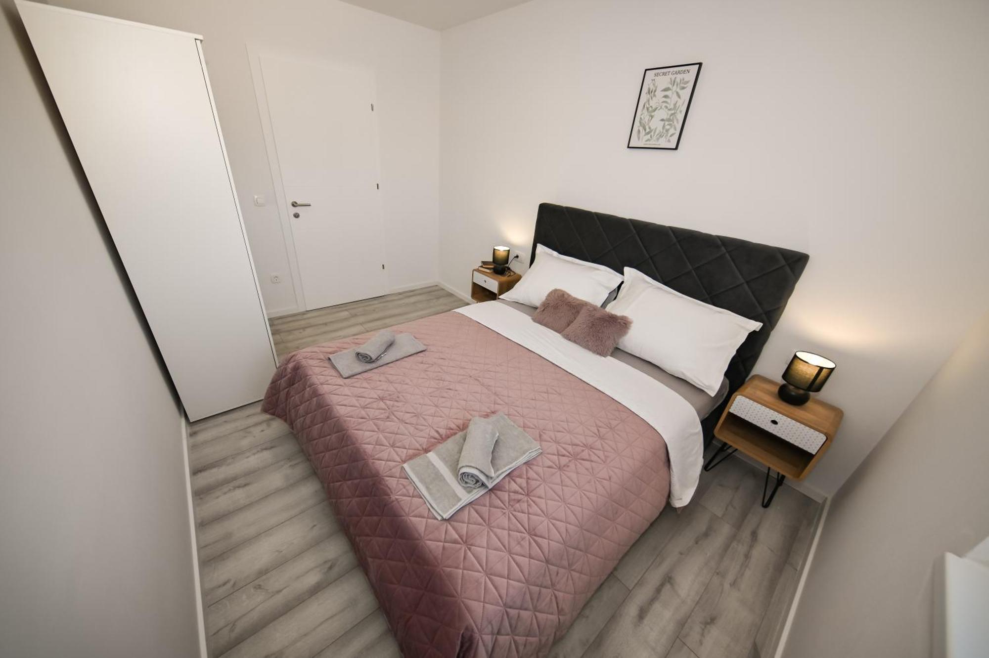 Veliki Apartman Petra Posedarje Kamer foto
