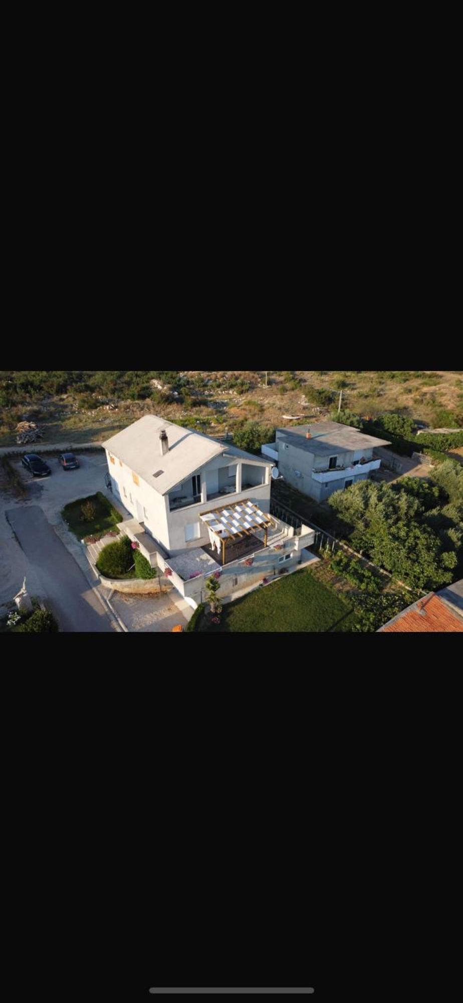 Veliki Apartman Petra Posedarje Buitenkant foto